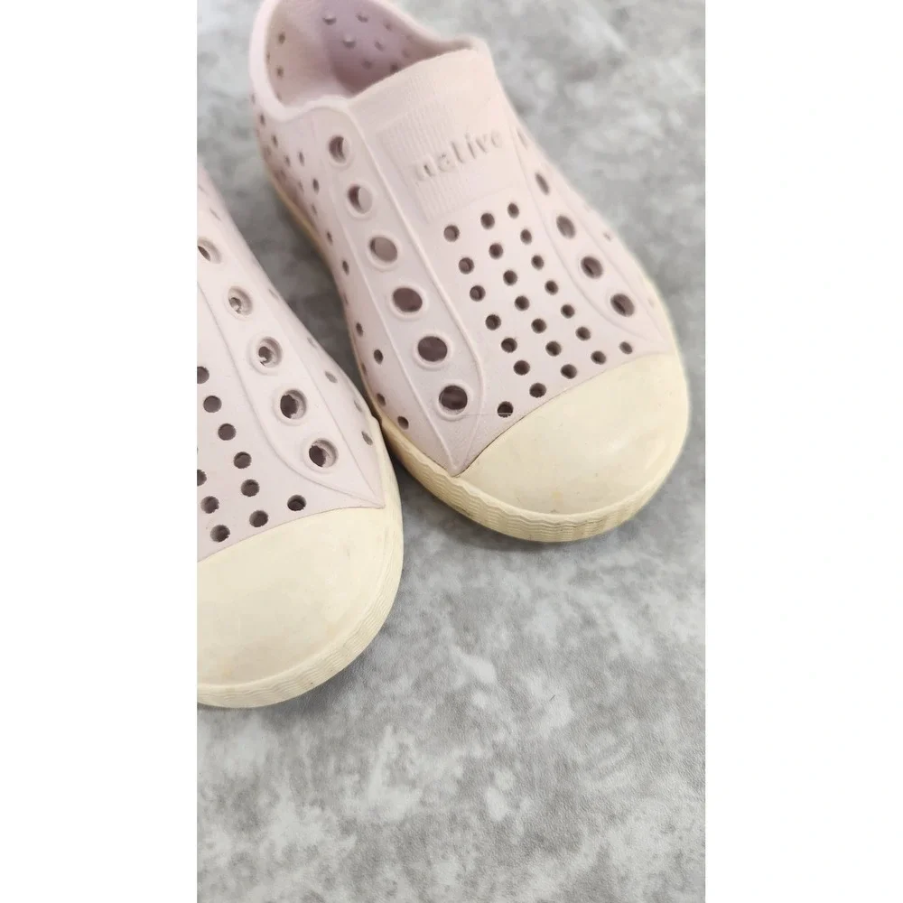 Native Jefferson Shoes Kids Toddler Size C-5 Pink Slip On Perforated Water Beach